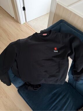 Brand new Kenzo Black Crewneck Sweatshirt with Small Red Embroidered Logo
